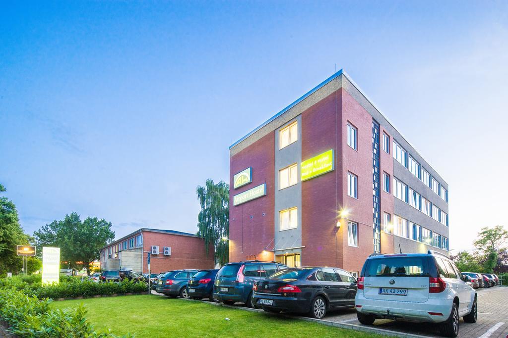 Airport Hostel Хамбург Екстериор снимка